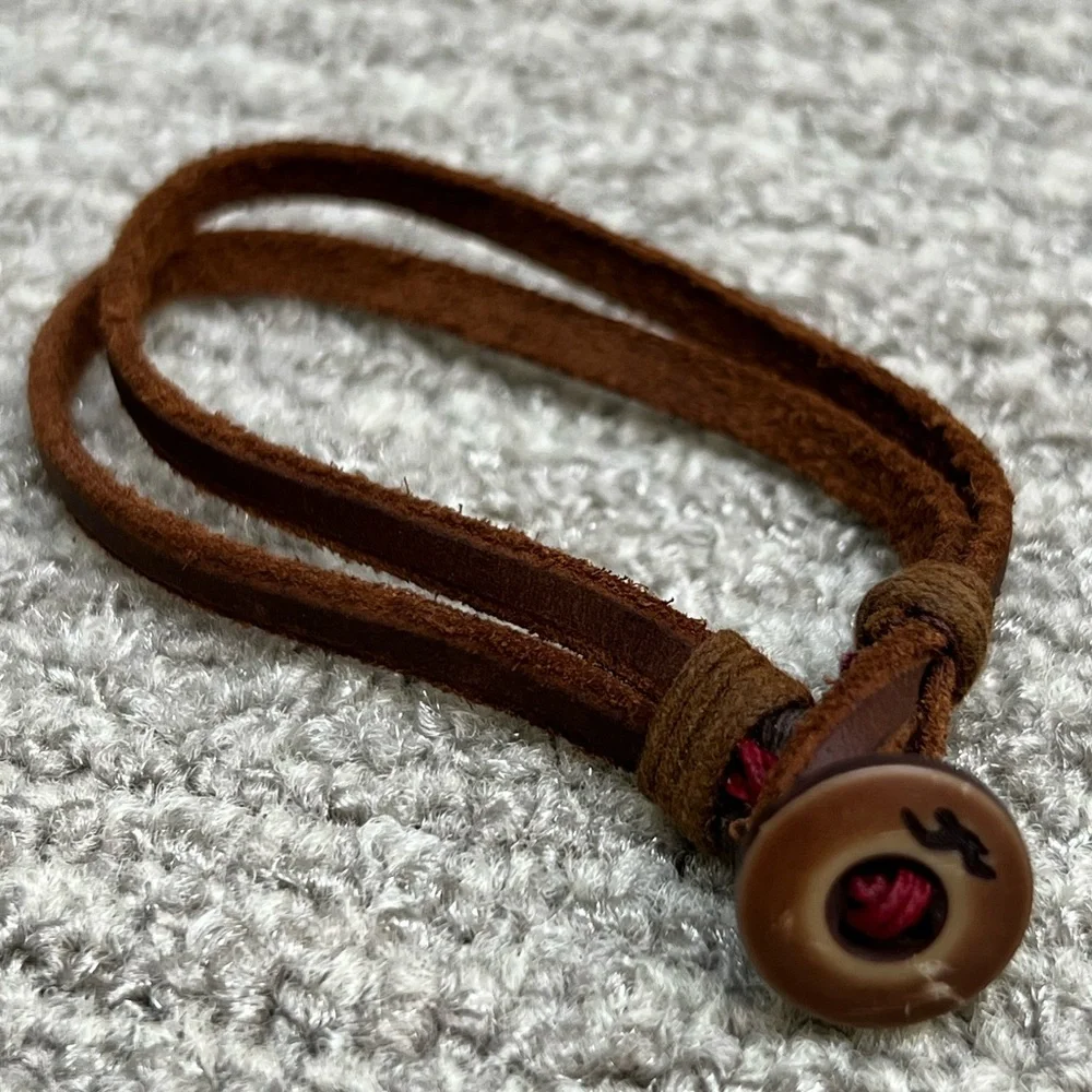 Hollister by Abercrombie & Fitch Leather bracelet with button closure new